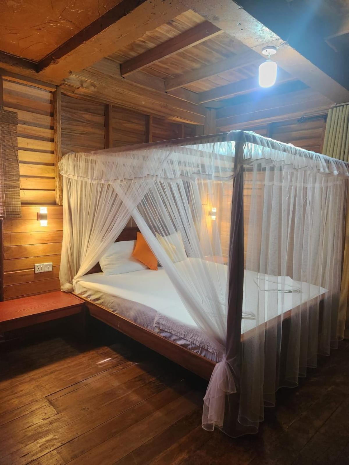 Bed and Breakfast Wilpattu Tree House Nochchiyagama Екстер'єр фото