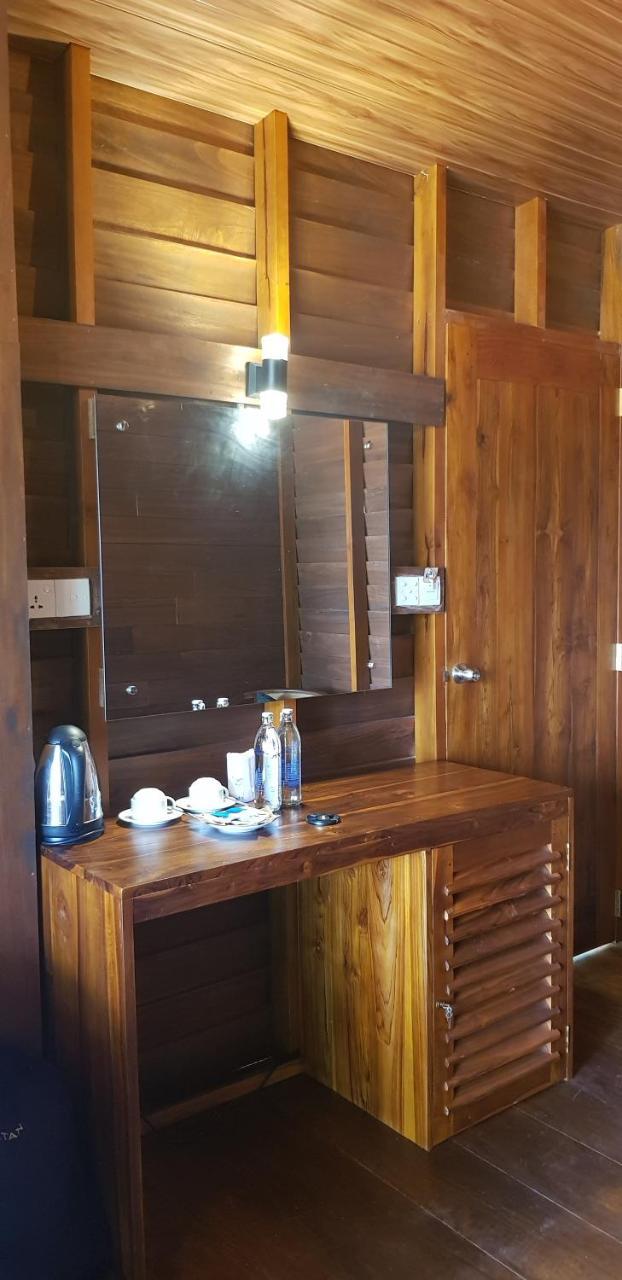 Bed and Breakfast Wilpattu Tree House Nochchiyagama Екстер'єр фото